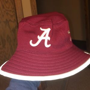 Alabama Crimson Tide Bucket Hat; New Era
